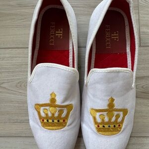 FERUCCI WHITE VELVET WITH GOLD CROWN LOAFER SIZE 10 PROM WEDDING SHOES